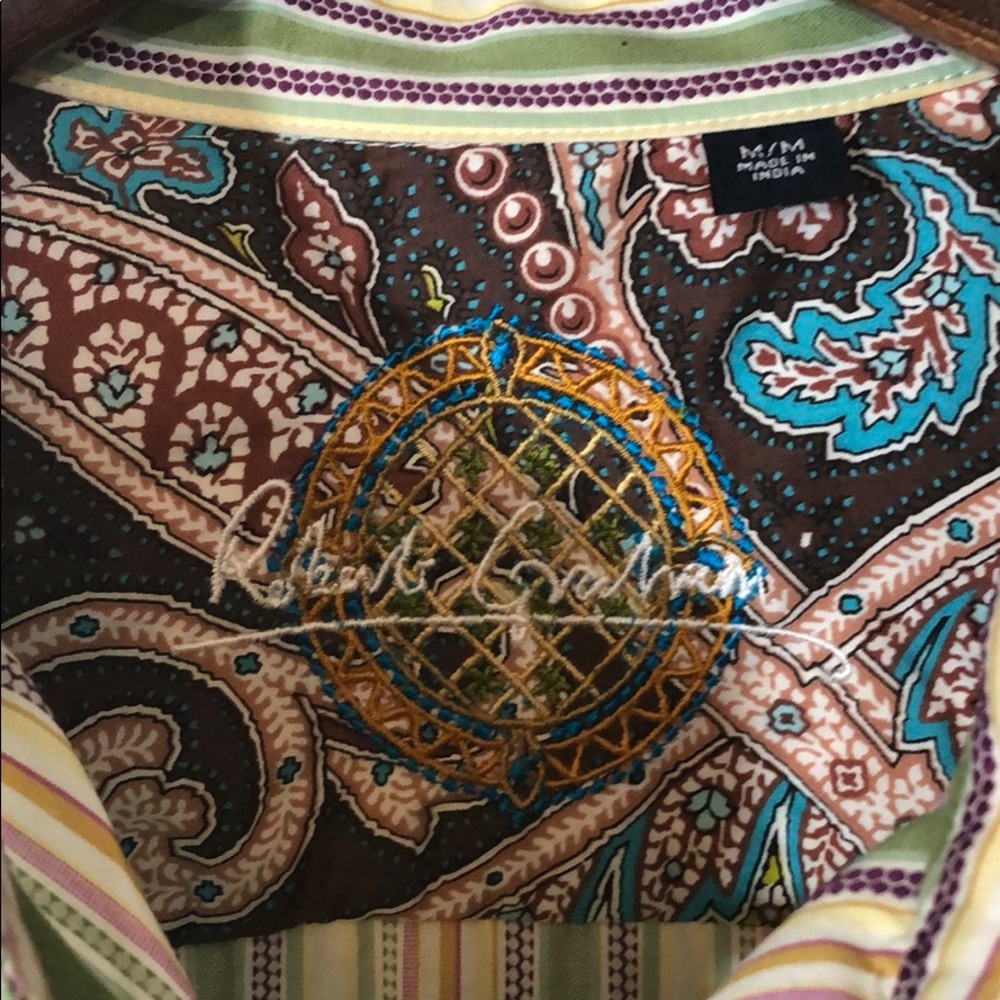 Women’s Robert Graham shirt - Picture 2 of 5
